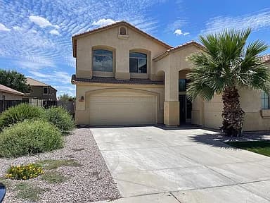 1121 E Jahns Dr — exterior photo