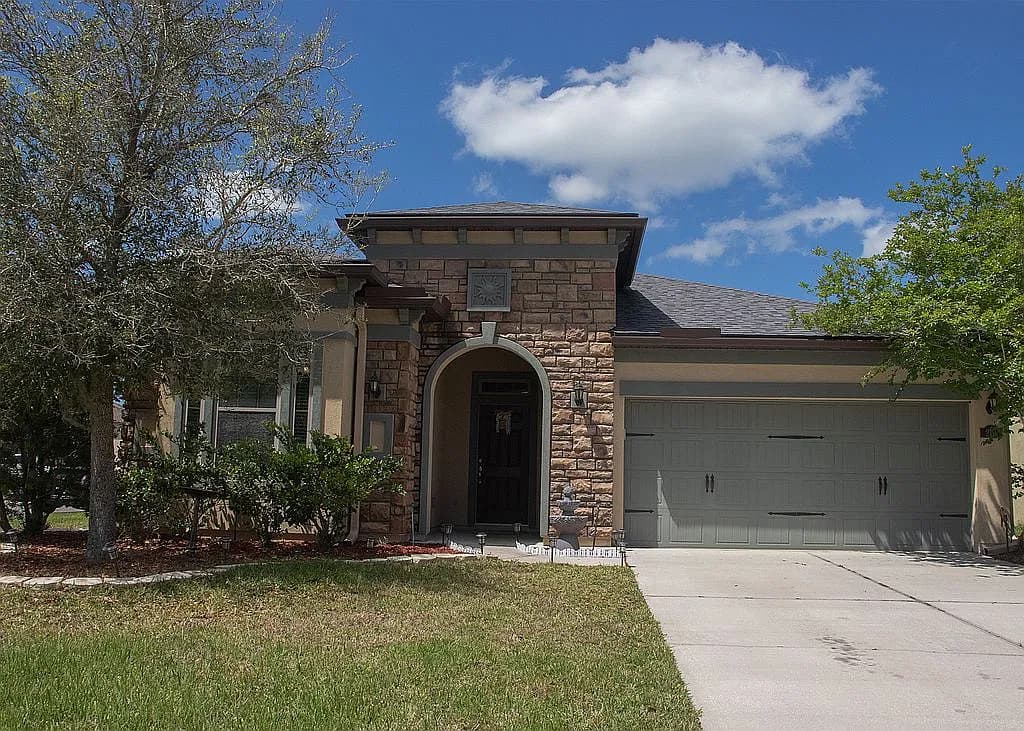 219 Straw Pond Way — exterior photo
