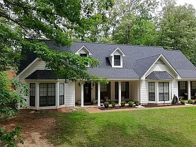 82 E Timberlake Cv — exterior photo
