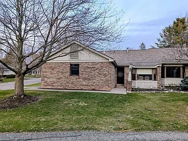 76 Skyline Cir NW — exterior photo