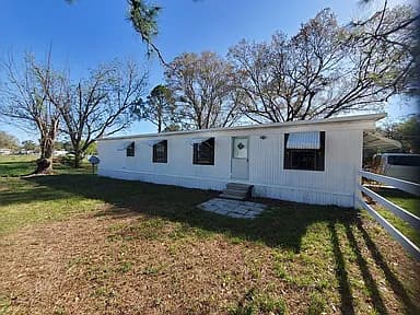 37021 Pauls Dr — exterior photo