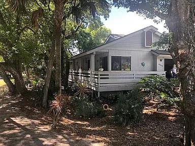 4208 Sea Mist Dr — exterior photo