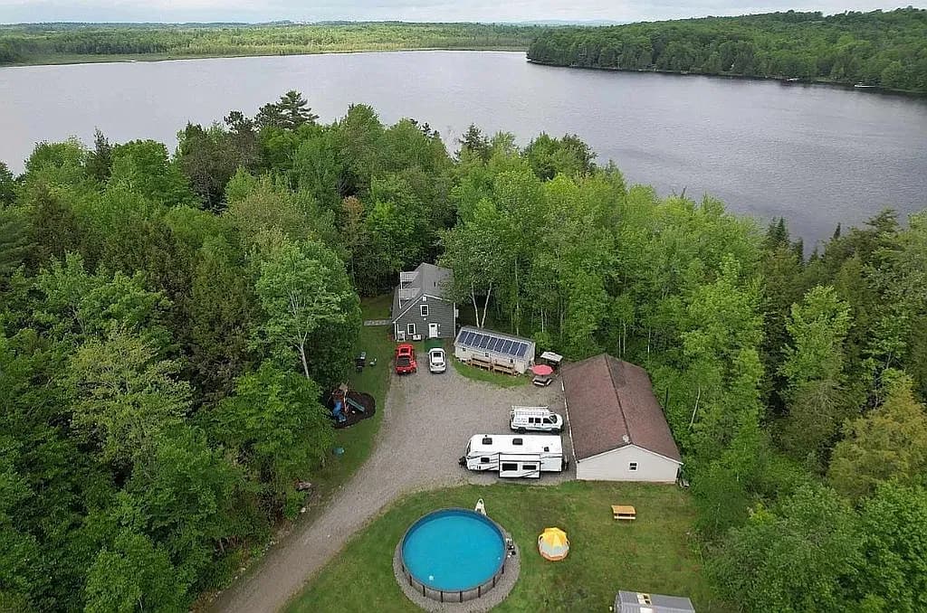 59 Camp Rd — exterior photo