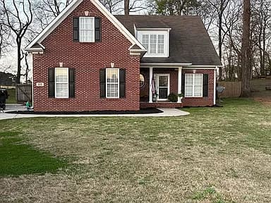115 Hickory Gln — exterior photo