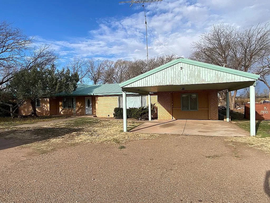 413 Realwind Dr — exterior photo