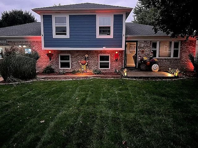 1289 Bayswater Ln — exterior photo