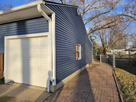 224 S 19th St — exterior photo