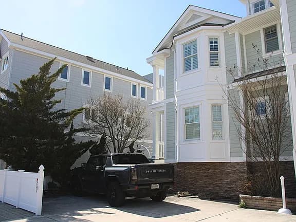 9715 3rd Ave — exterior photo