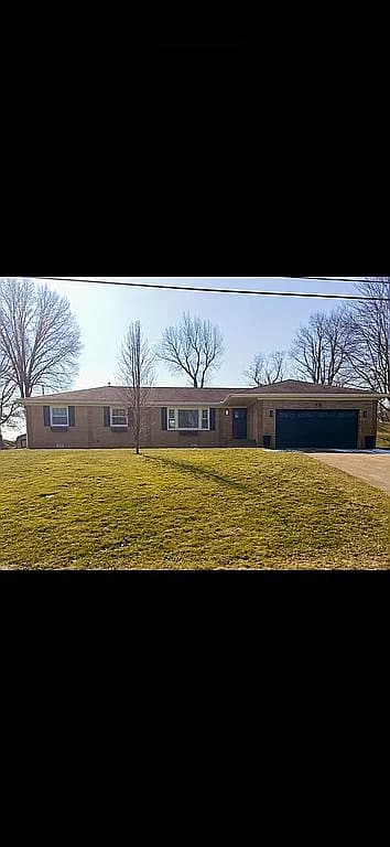 960 Impala Dr — exterior photo
