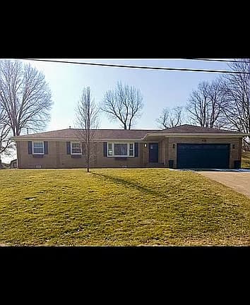 960 Impala Dr — exterior photo