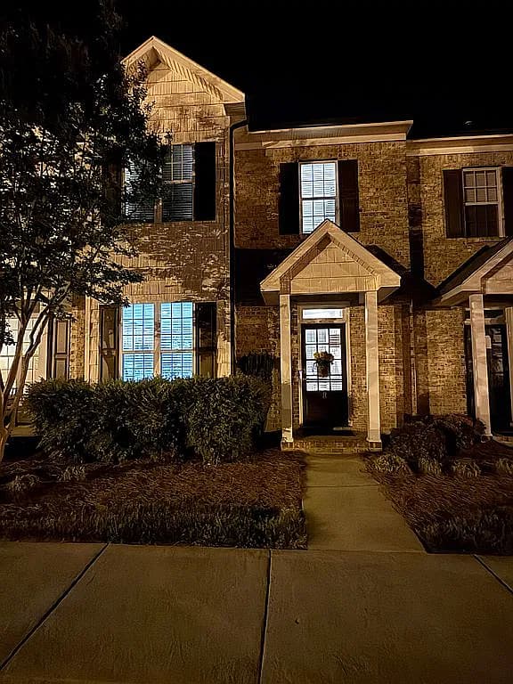 8 Viburnum Ln — exterior photo
