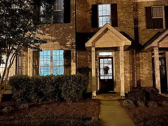 8 Viburnum Ln — exterior photo