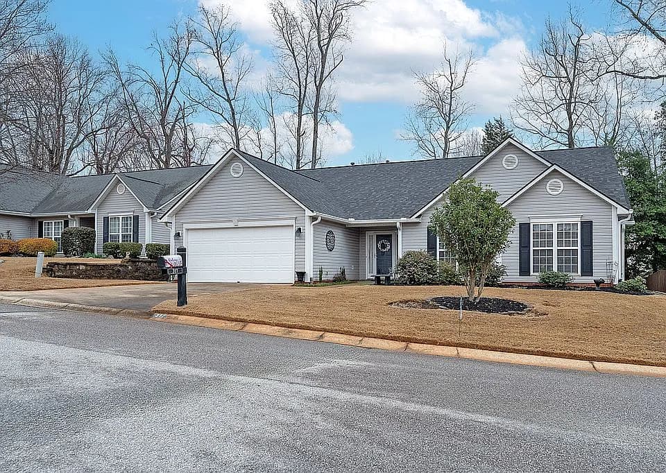317 Lexington Place Way — exterior photo