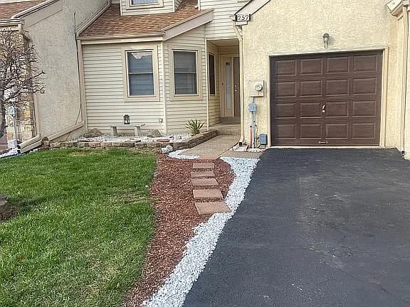 252 Sycamore Cir — exterior photo