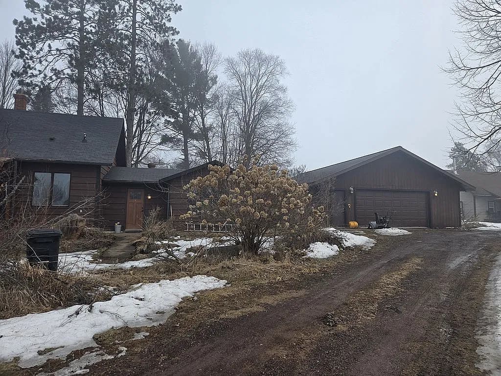 3531 State Highway 23 — exterior photo