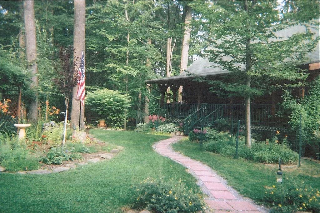 703 Red Sail Rd — exterior photo