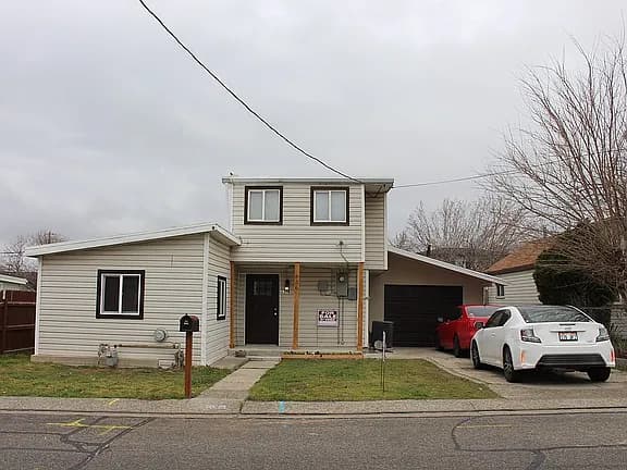636 W 4th Ave — exterior photo