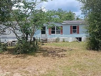 21811 Clarks Rd — exterior photo