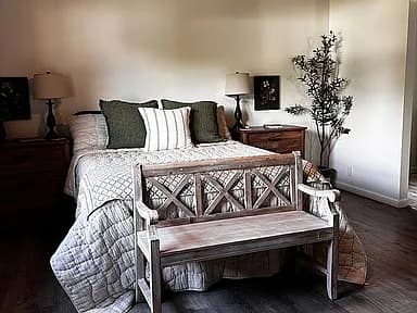 22 Clear Creek Dr — exterior photo