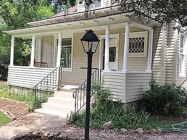 106 W Cheyenne Rd — exterior photo
