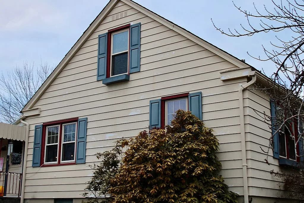 3638 Lanark Rd — exterior photo