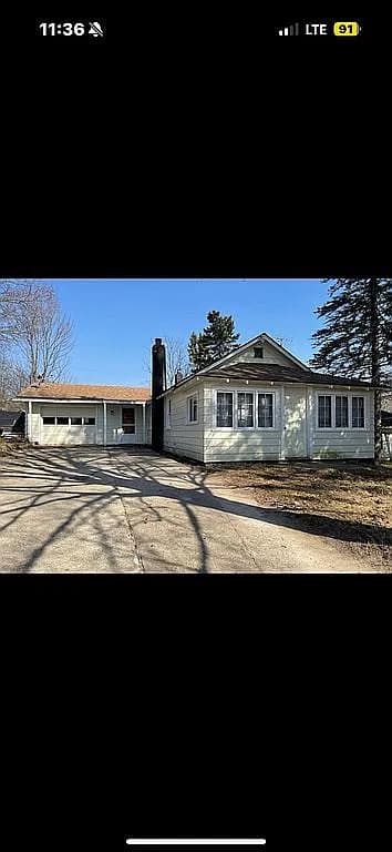 14110 Hicks Lake Dr — exterior photo