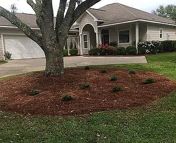 627 Pinehurst Dr — exterior photo