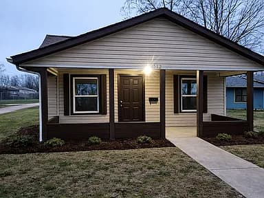 512 Home Dr — exterior photo