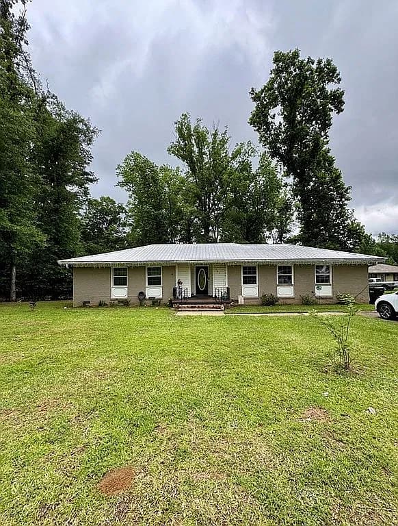 127 Peters Cir — exterior photo