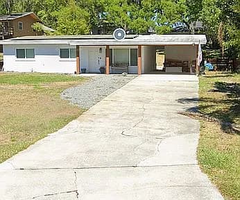 3627 Lake Shore Dr — exterior photo