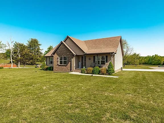 4177 Hawkins Dr — exterior photo