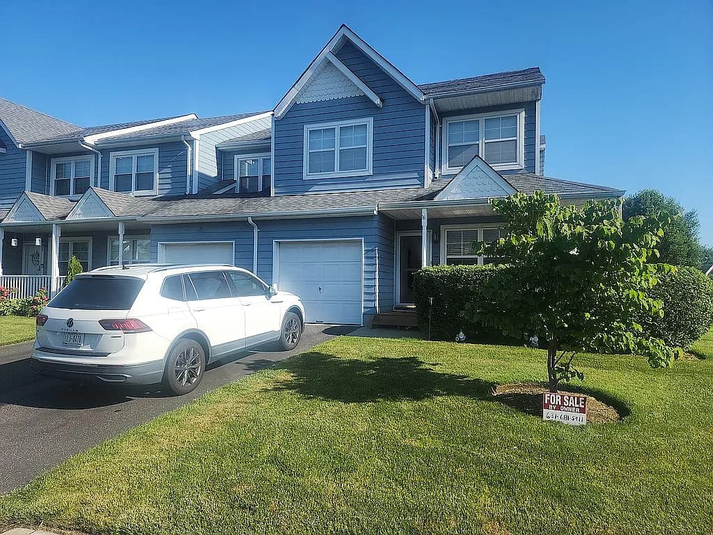 9 Shady Ln — exterior photo