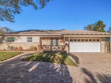 7039 Hibiscus Ave S — exterior photo