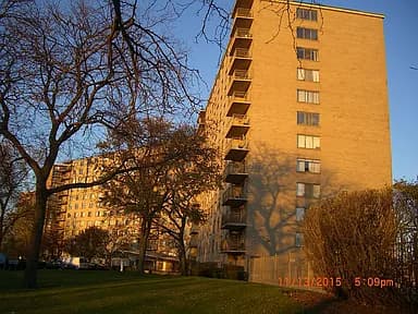 6933 N Kedzie Ave APT 1107 — exterior photo