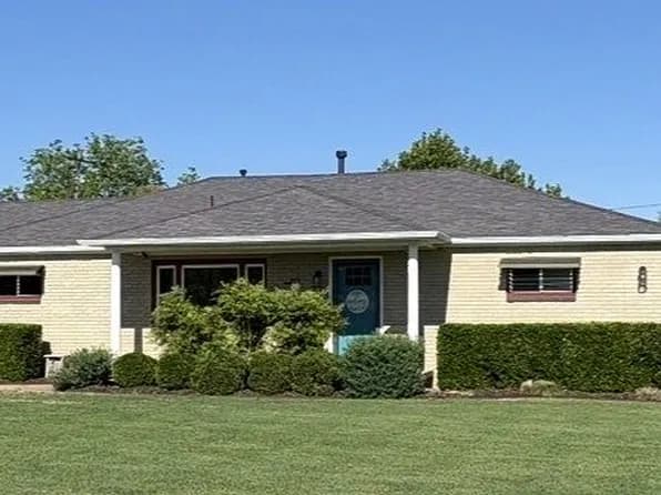 1625 N Union Ave — exterior photo