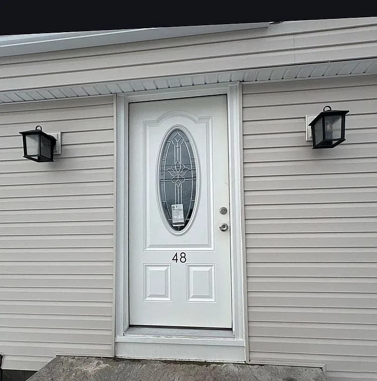 48 Milburn Ave — exterior photo