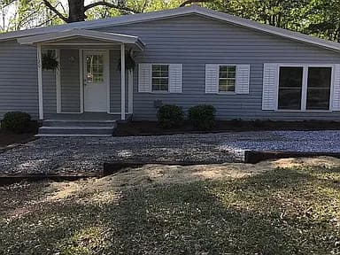 1120 Malier Rd — exterior photo