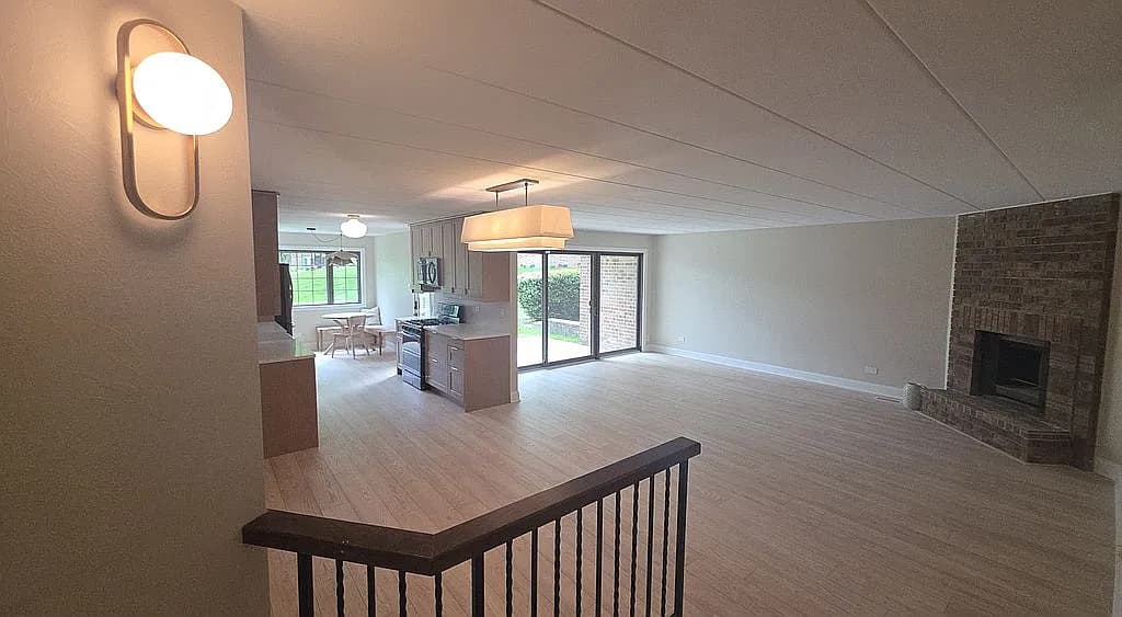 7703 W Oak Ridge Ct — exterior photo