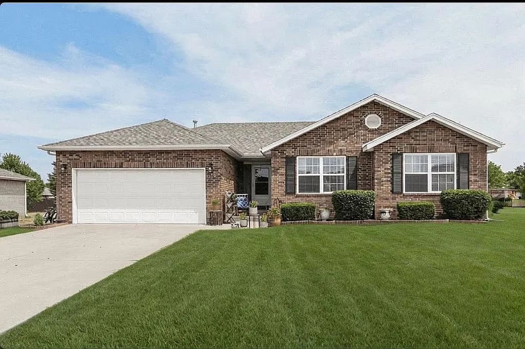 503 Cedar Ln — exterior photo