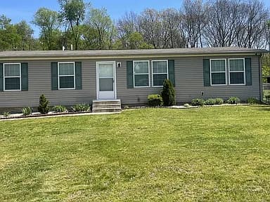 19 Oakwood Dr — exterior photo
