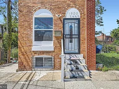 1900 N Collington Ave — exterior photo