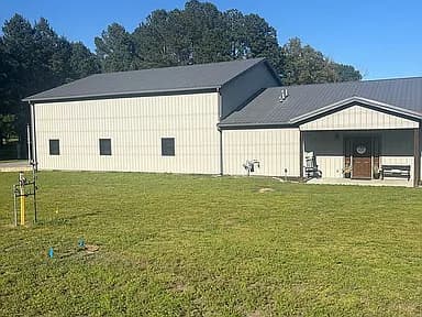 22400 Us Highway 61 — exterior photo
