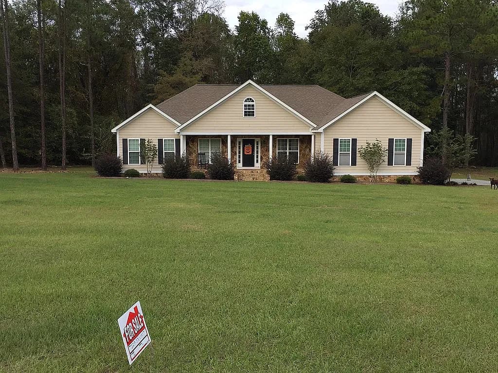 155 Country Woods Ct — exterior photo