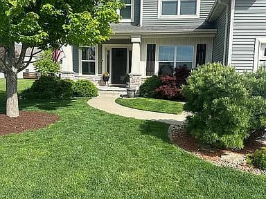 2925 Glendale Ln — exterior photo