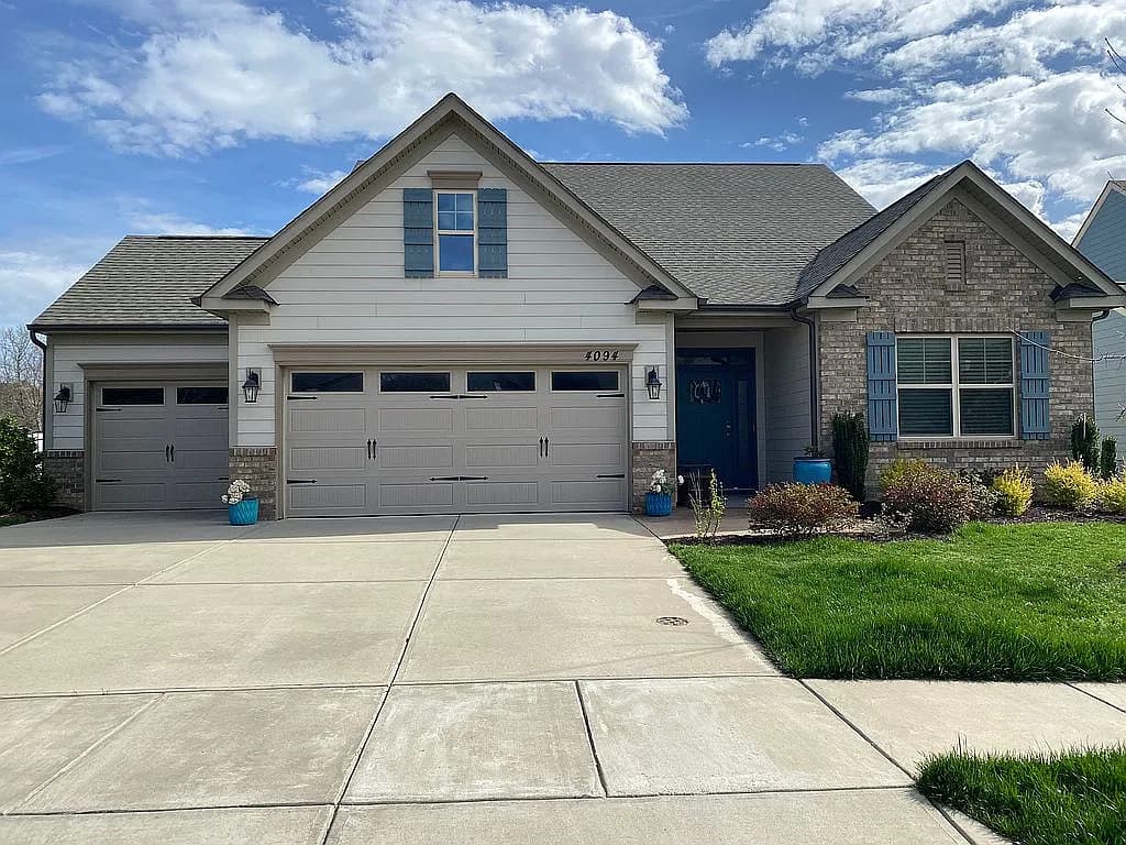 4094 Clapton Dr — exterior photo