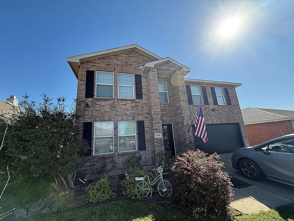 1828 Thorntree Ln — exterior photo