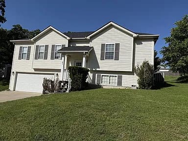 67 Sherwood Dr — exterior photo