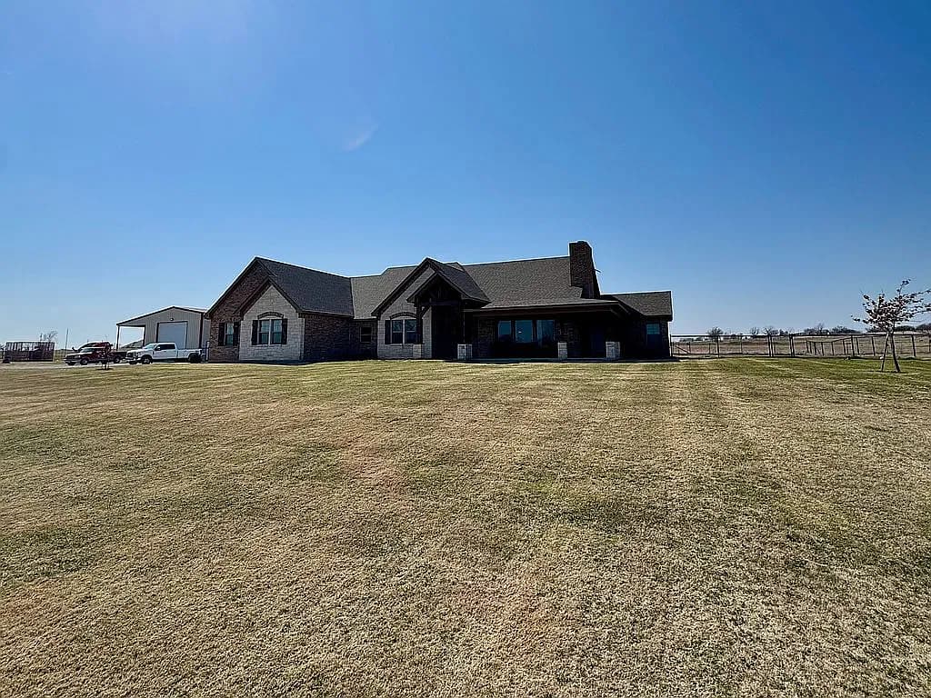 770 County Road 1346 — exterior photo