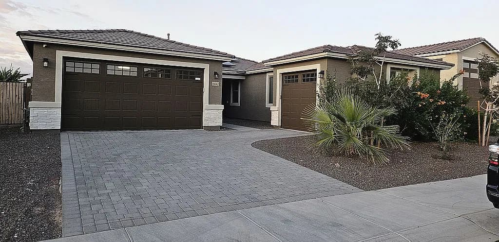 18612 W Butler Dr — exterior photo