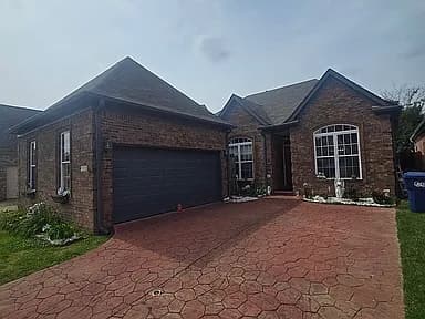 1396 Arbor Lake Dr N — exterior photo